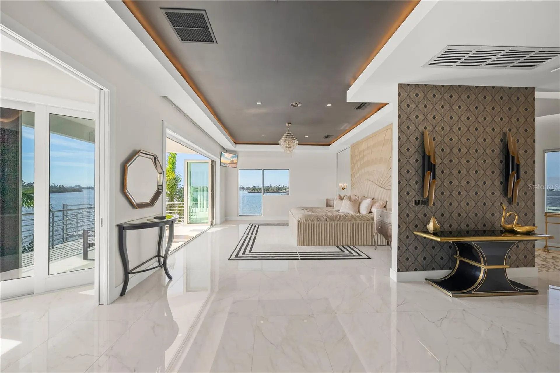 1400 Siesta Drive Sarasota FL 34239
