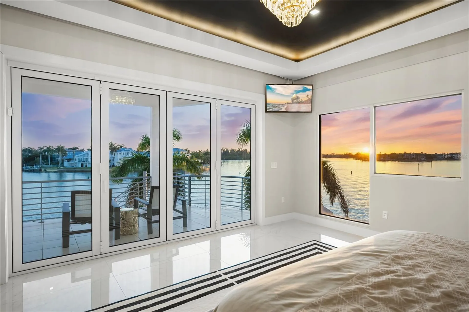 1400 Siesta Drive Sarasota FL 34239