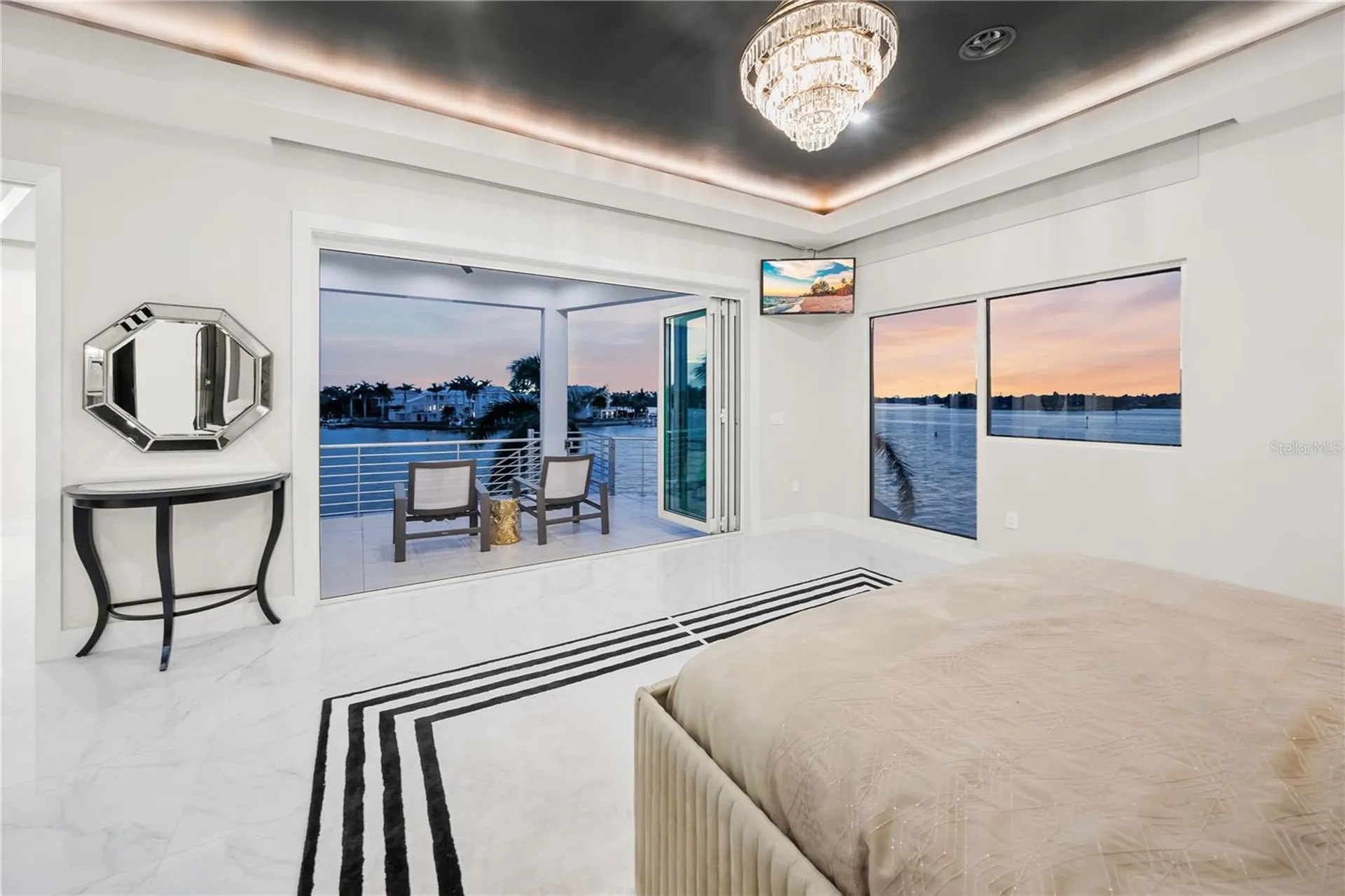 1400 Siesta Drive Sarasota FL 34239