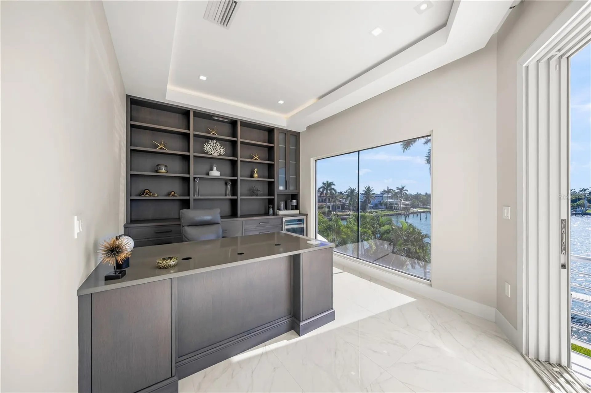 1400 Siesta Drive Sarasota FL 34239