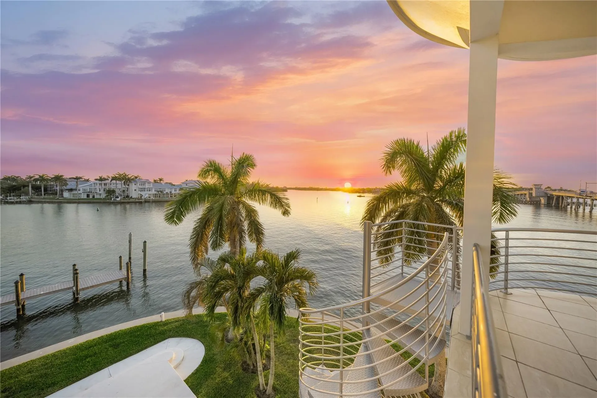 1400 Siesta Drive Sarasota FL 34239