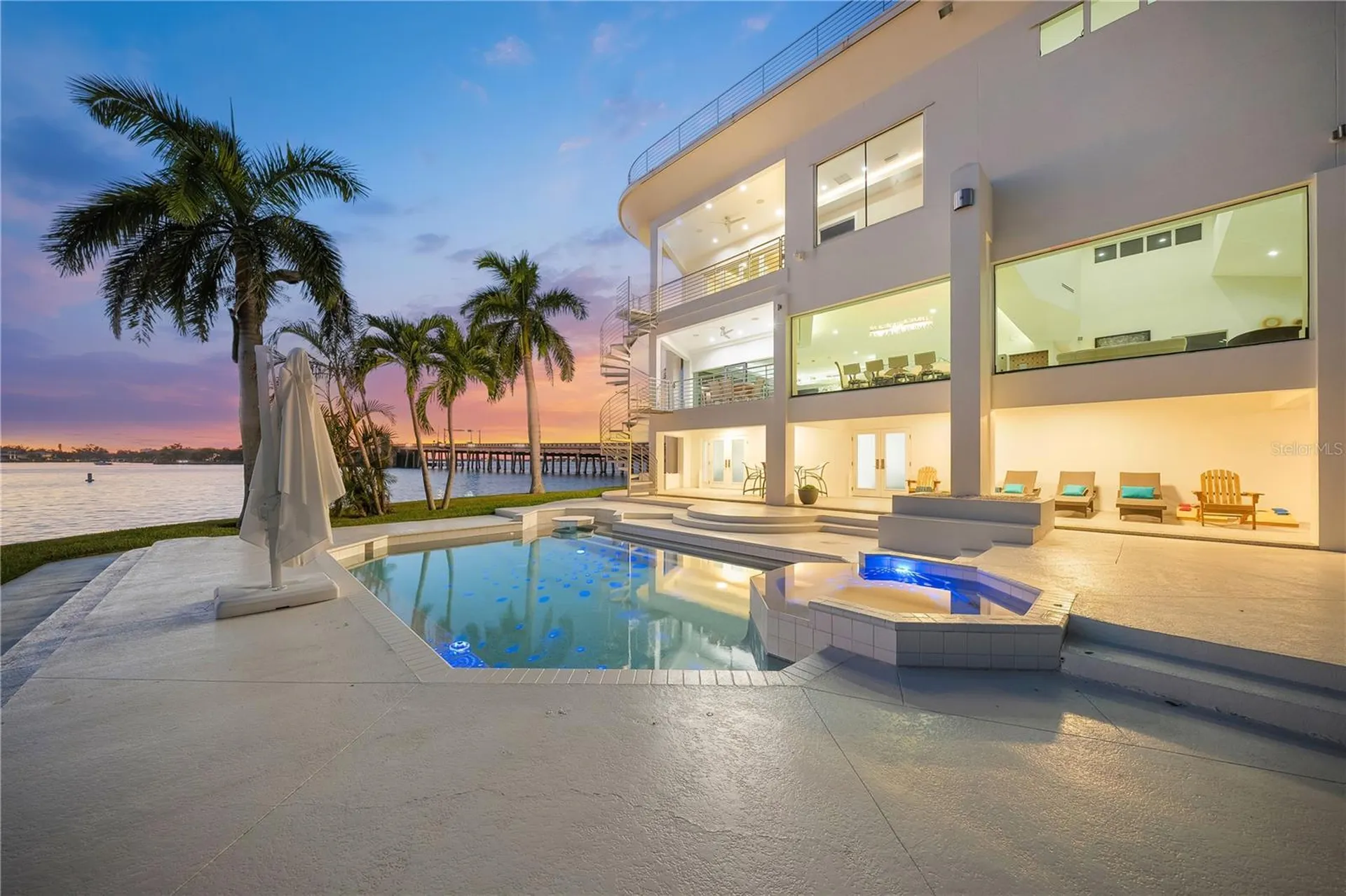 1400 Siesta Drive Sarasota FL 34239