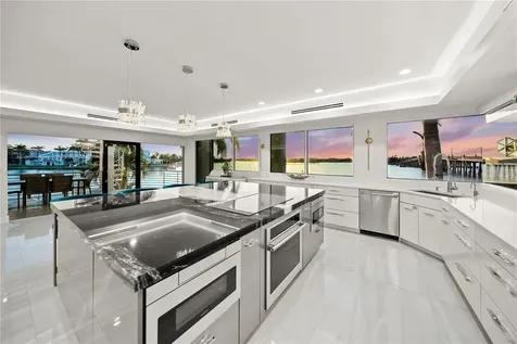 1400 Siesta Drive Sarasota FL 34239