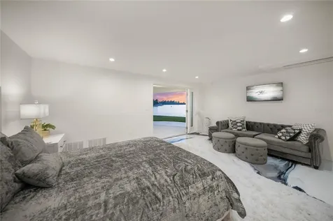 1400 Siesta Drive Sarasota FL 34239