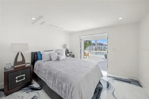 1400 Siesta Drive Sarasota FL 34239