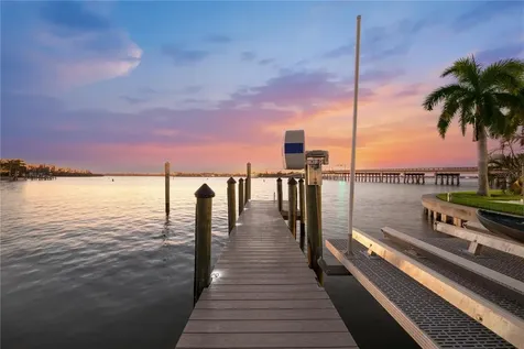 1400 Siesta Drive Sarasota FL 34239
