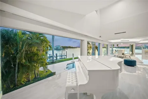 1400 Siesta Drive Sarasota FL 34239