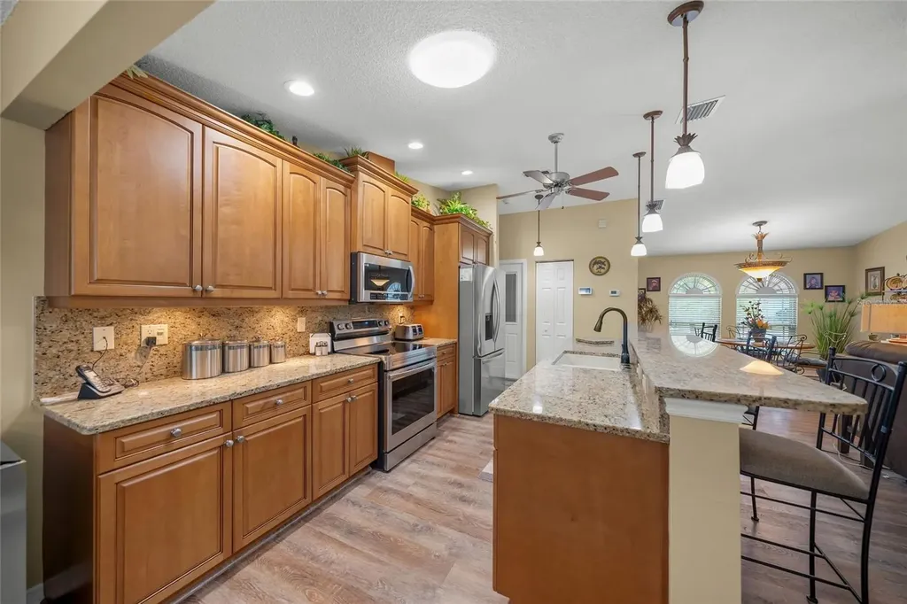 8465 Cypress Lake Circle Sarasota FL 34243
