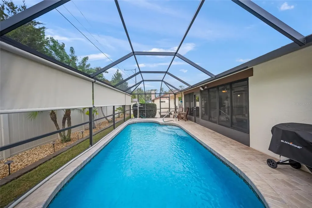 8465 Cypress Lake Circle Sarasota FL 34243