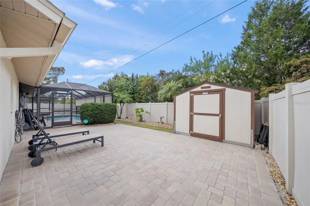 8465 Cypress Lake Circle Sarasota FL 34243