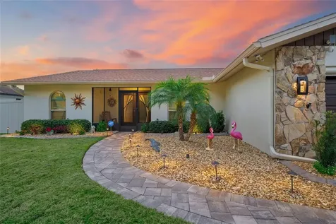 8465 Cypress Lake Circle Sarasota FL 34243