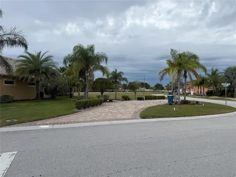 346 Nolane Lane Polk City FL 33868