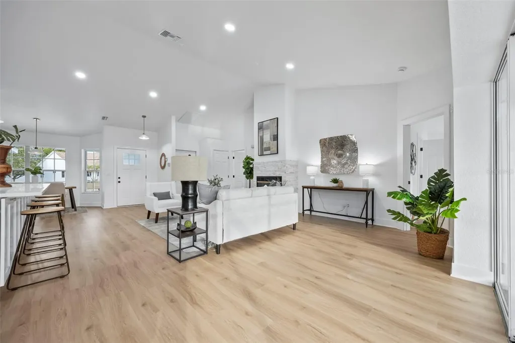 4845 26th Court S St Petersburg FL 33712