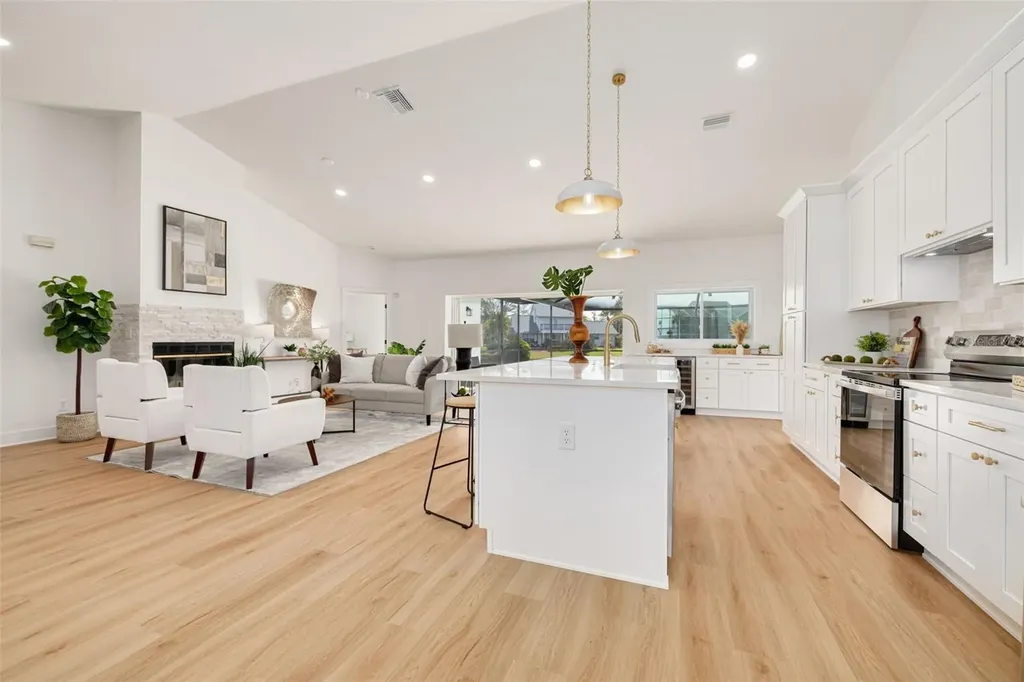 4845 26th Court S St Petersburg FL 33712