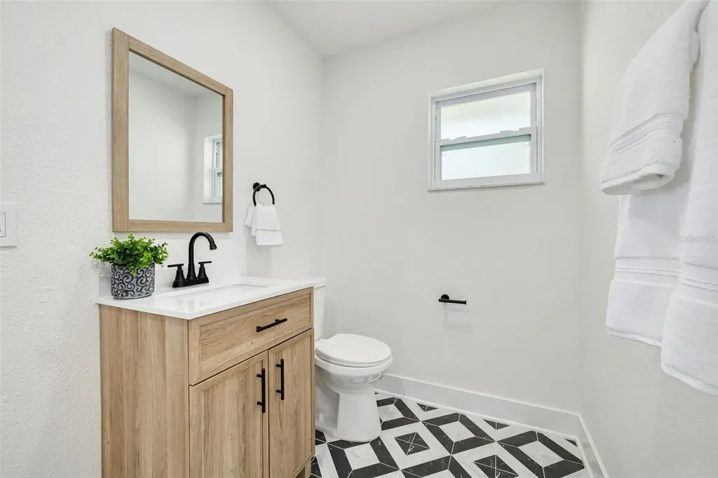 4845 26th Court S St Petersburg FL 33712