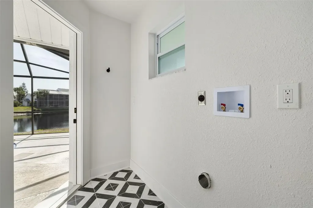 4845 26th Court S St Petersburg FL 33712