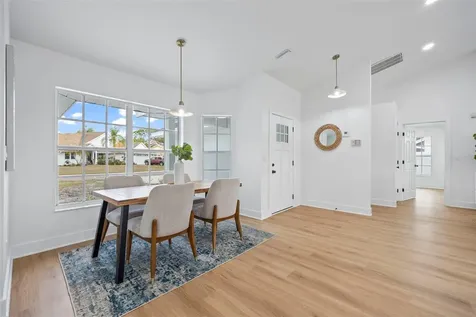 4845 26th Court S St Petersburg FL 33712