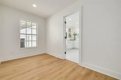 4845 26th Court S St Petersburg FL 33712