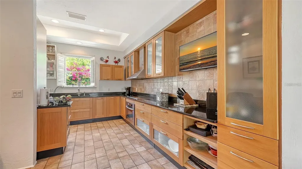 33 Bishops Court Road Osprey FL 34229