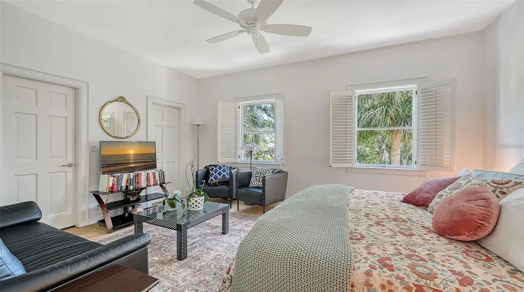 33 Bishops Court Road Osprey FL 34229