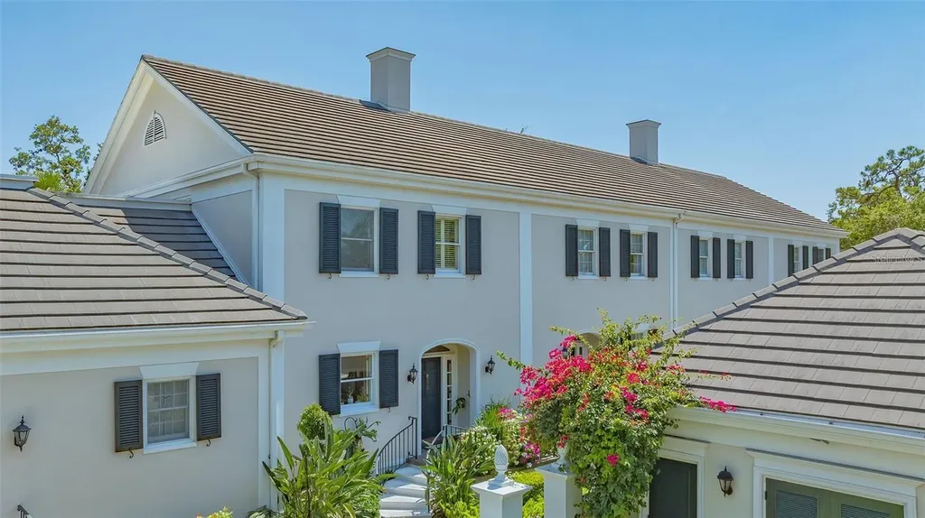 33 Bishops Court Road Osprey FL 34229