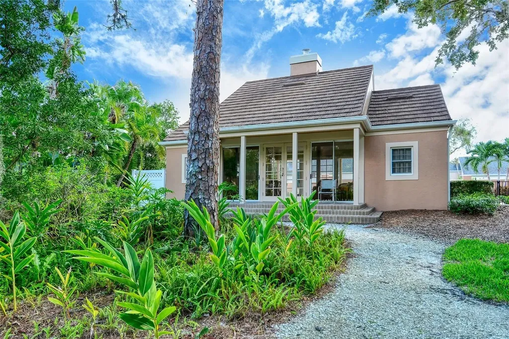33 Bishops Court Road Osprey FL 34229