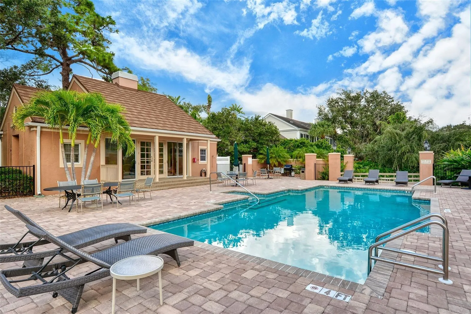 33 Bishops Court Road Osprey FL 34229