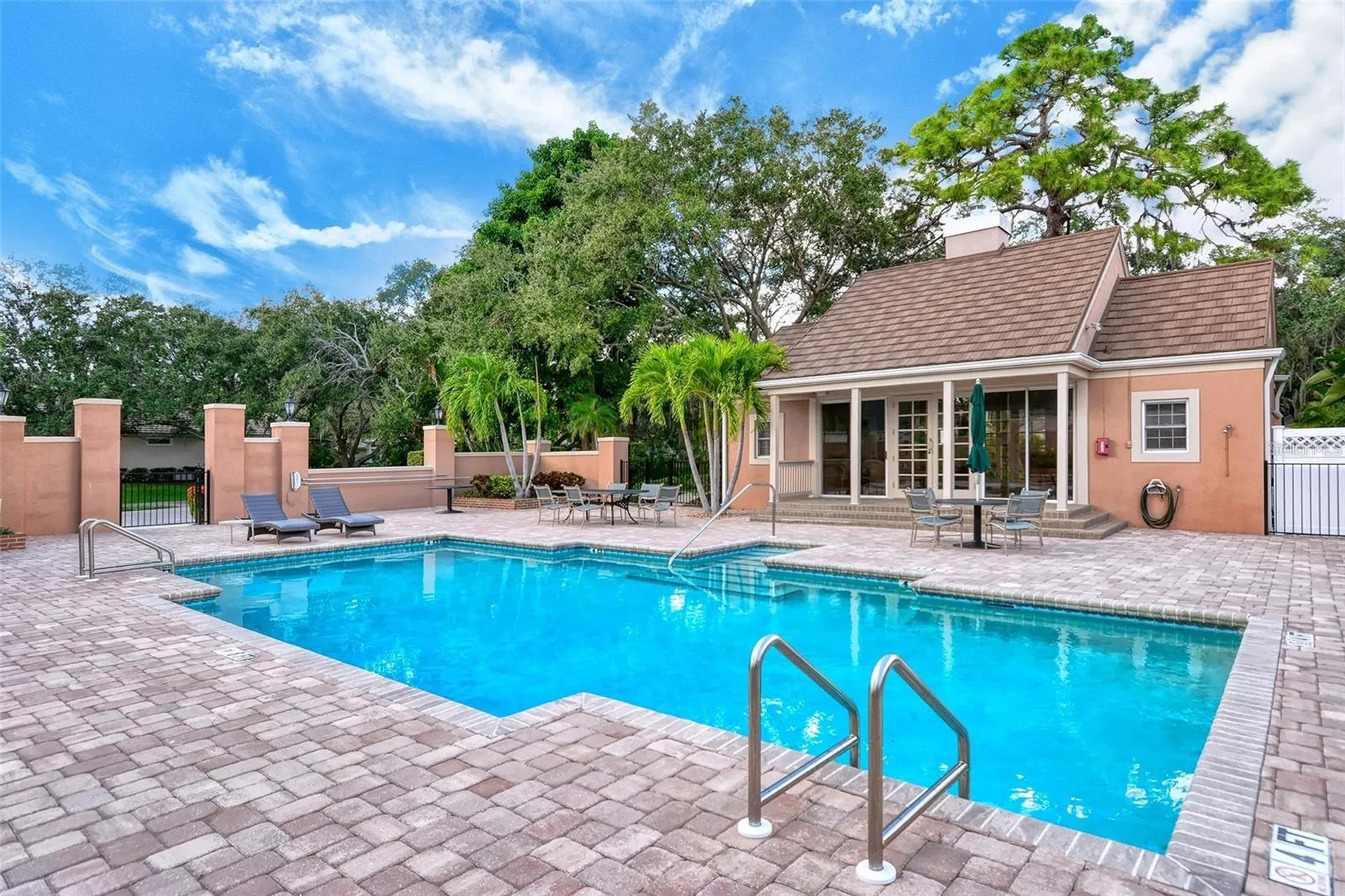33 Bishops Court Road Osprey FL 34229