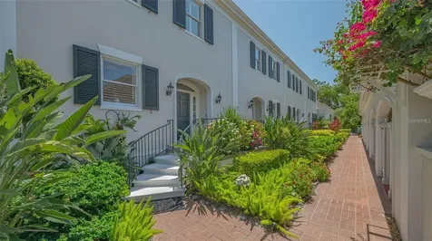 33 Bishops Court Road Osprey FL 34229