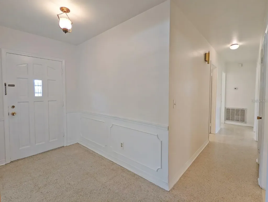 18110 Dorman Road Lithia FL 33547