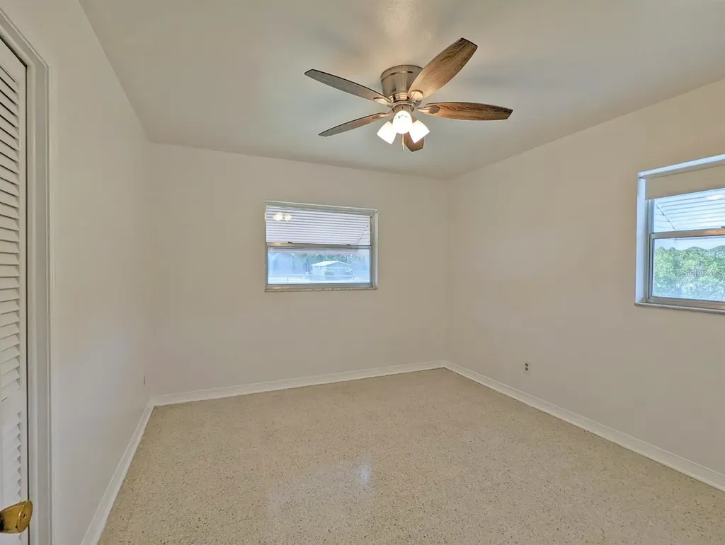 18110 Dorman Road Lithia FL 33547