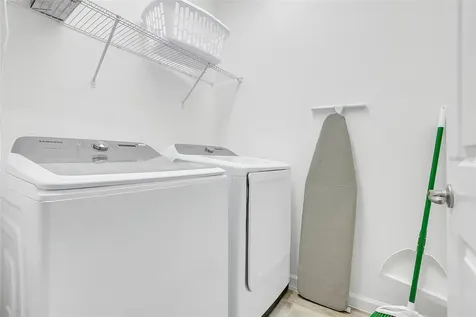 2547 Shanti Drive Kissimmee FL 34746