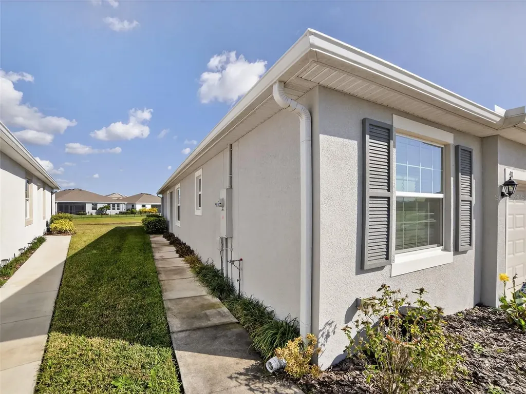 411 157th Court E Bradenton FL 34212