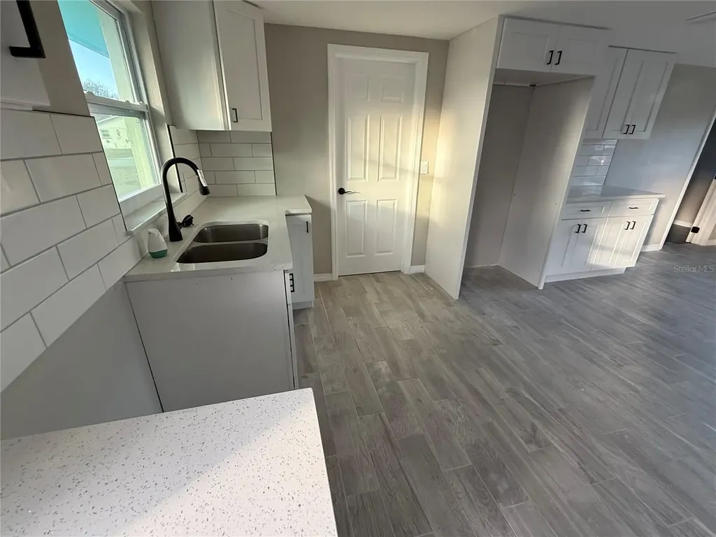 105 Sylvania Avenue Englewood FL 34223