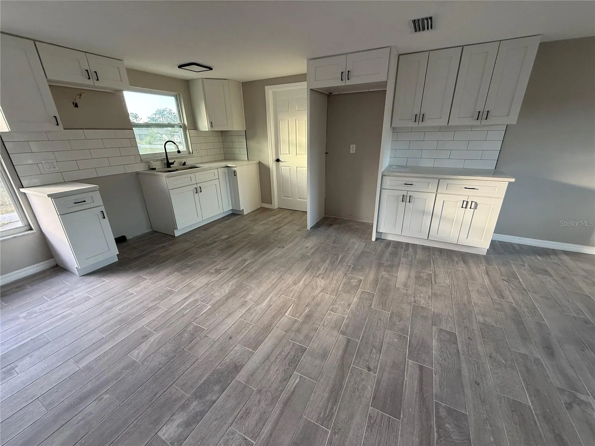 105 Sylvania Avenue Englewood FL 34223