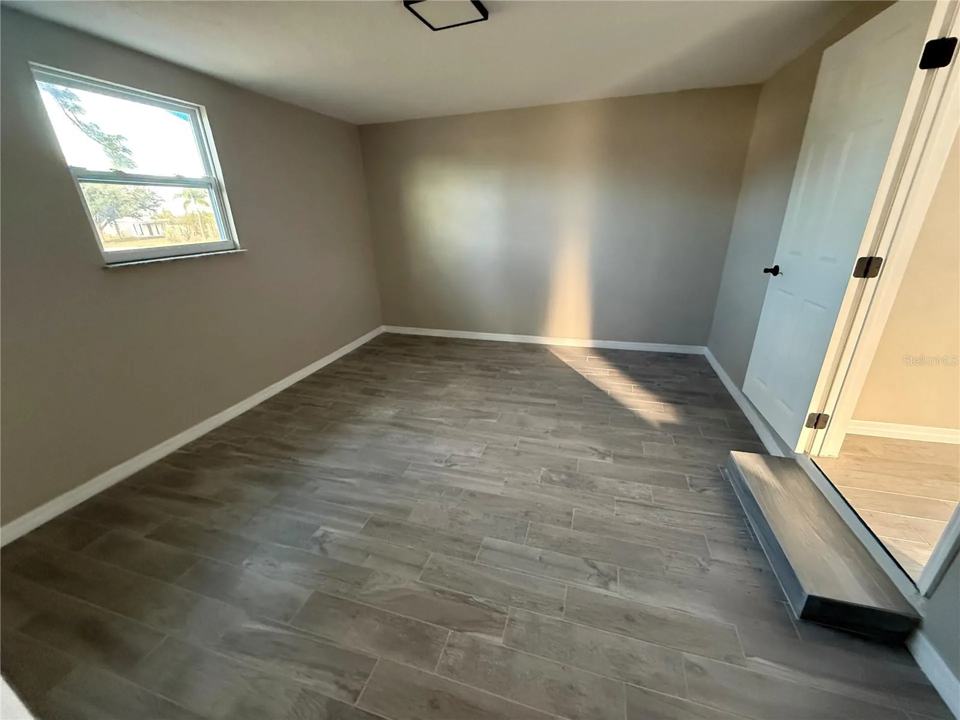 105 Sylvania Avenue Englewood FL 34223