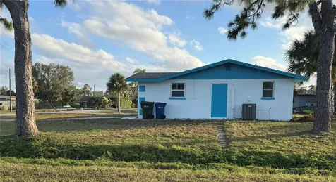 105 Sylvania Avenue Englewood FL 34223