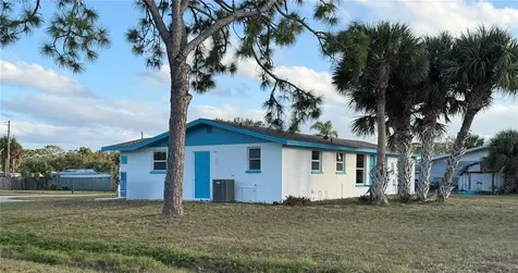 105 Sylvania Avenue Englewood FL 34223