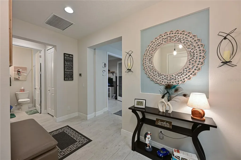 209 Okeeffe Circle Bradenton FL 34212