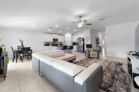32024 Hawthorne Cottage Place San Antonio FL 33576