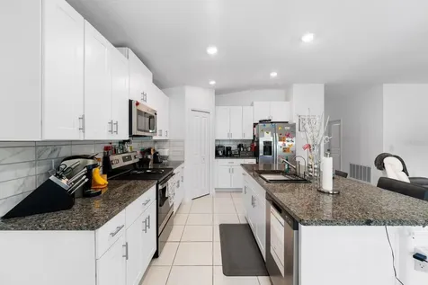 32024 Hawthorne Cottage Place San Antonio FL 33576