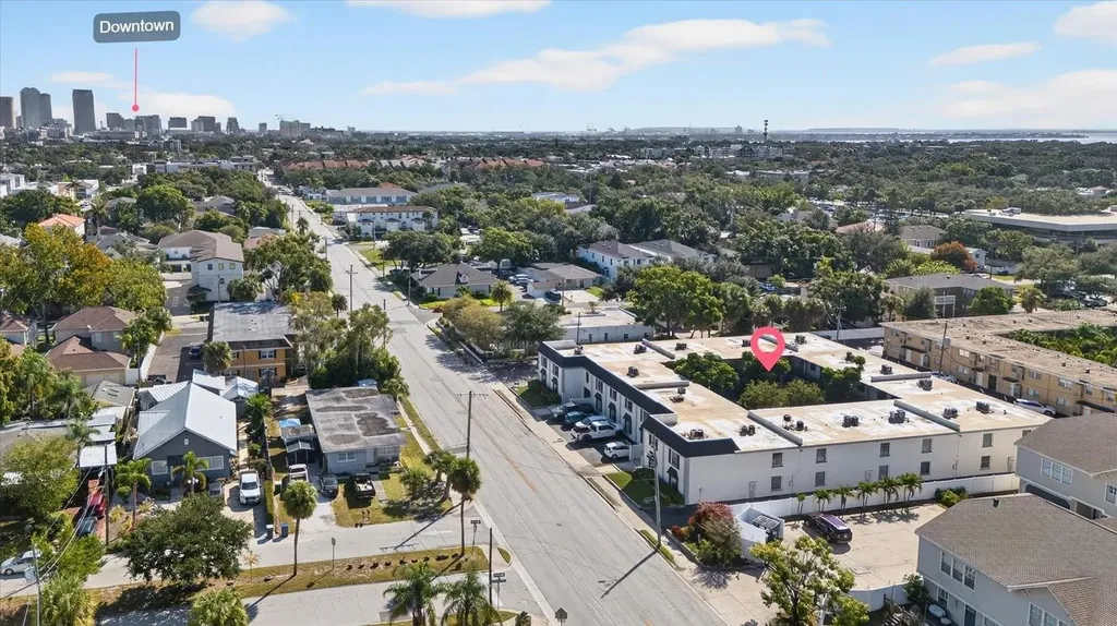 2808 W Azeele Street Tampa FL 33609