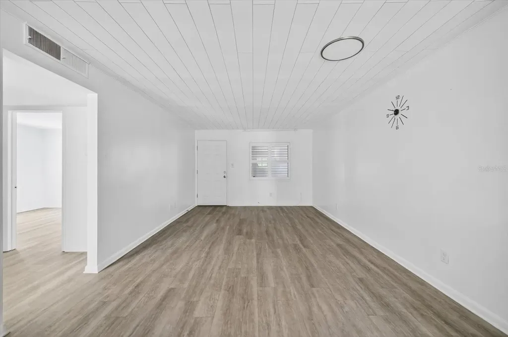 2808 W Azeele Street Tampa FL 33609
