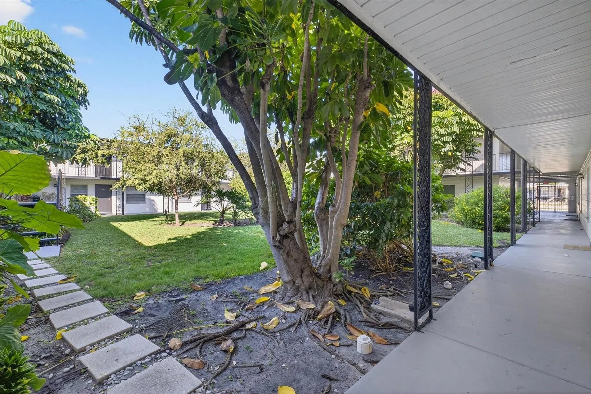 2808 W Azeele Street Tampa FL 33609