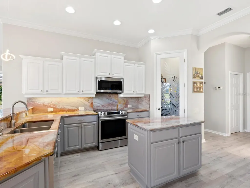 814 Adonis Place Venice FL 34292