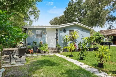 306 Avenue A Wahneta E Winter Haven FL 33880