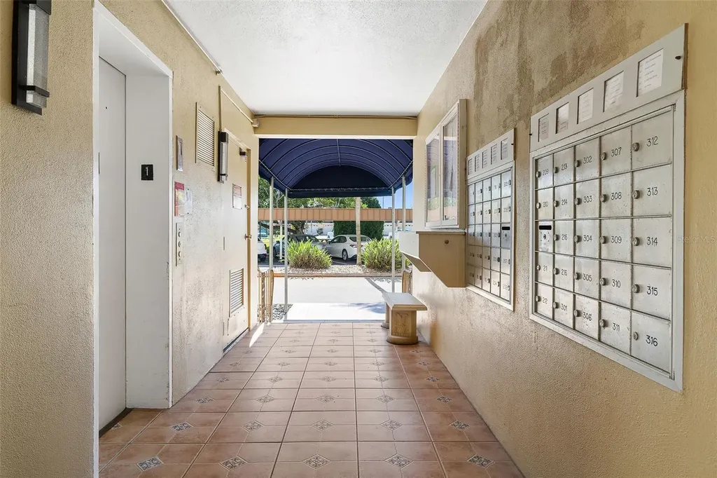 1 Boca Ciega Point Boulevard St Petersburg FL 33708