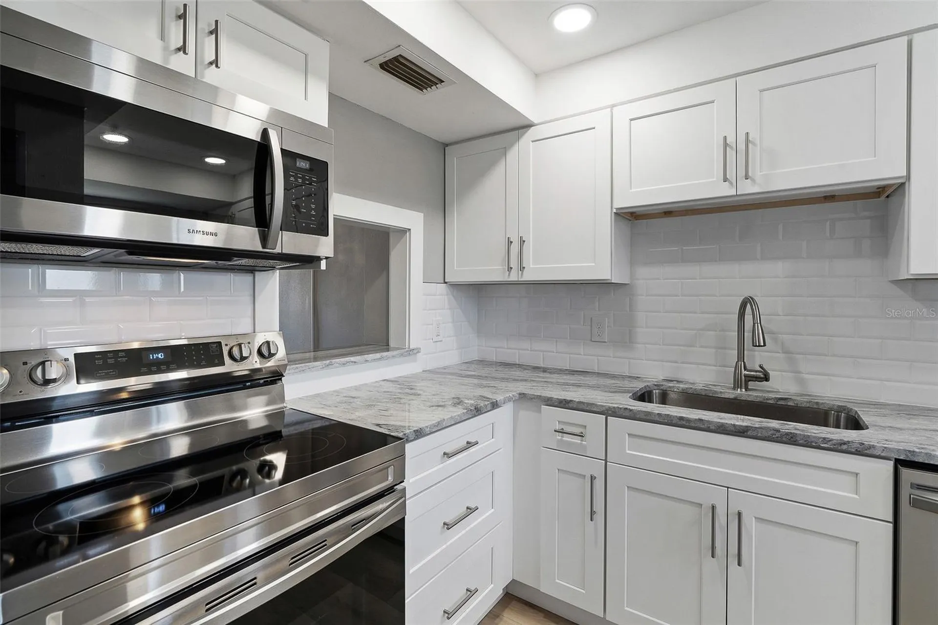 1 Boca Ciega Point Boulevard St Petersburg FL 33708