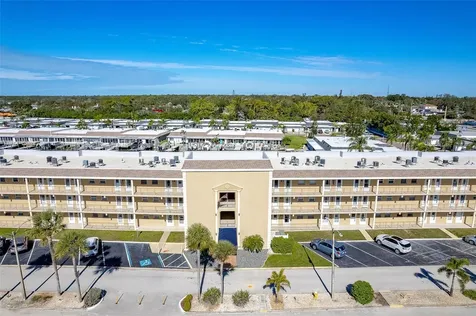 1 Boca Ciega Point Boulevard St Petersburg FL 33708
