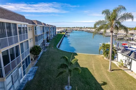 1 Boca Ciega Point Boulevard St Petersburg FL 33708